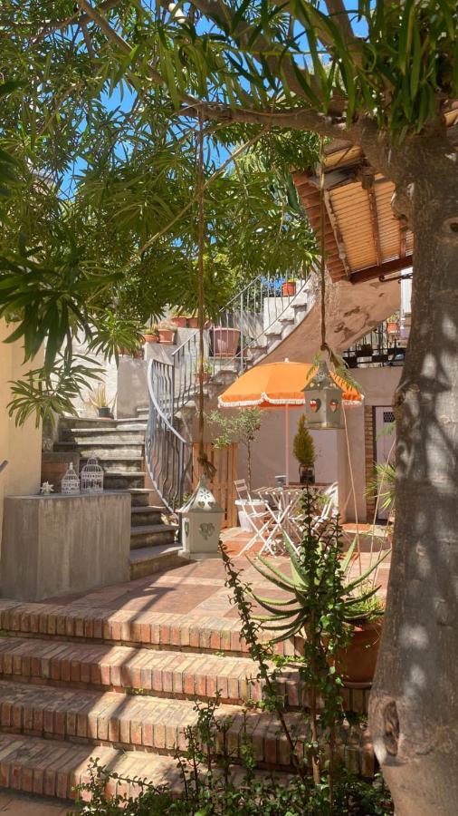 לינה וארוחת בוקר רג'יו די קאלאבריה Il Giardino D'Ulisse מראה חיצוני תמונה
